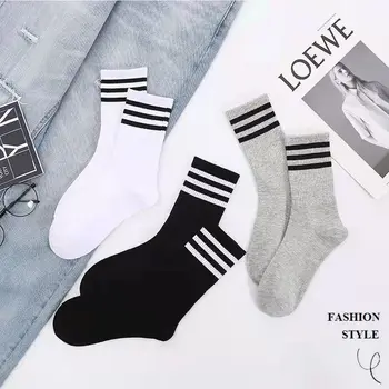 Pevné Prekladané Čierne Biele Krátke Ponožky pre Ženy Harajuku Hip Hop Skateboard Posádky Ponožky Bavlna Bežné Unisex Mužov dámske Ponožky