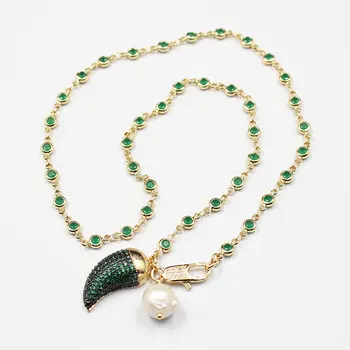 GuaiGuai Šperky Prírodná Biela Keshi Pearl Zlatá Farba Á Zelený CZ Reťazca Náhrdelník Chili Prívesok Roztomilý Pre Dievčatá