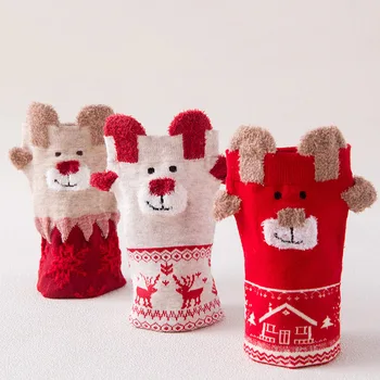 V zime Teplé Vianoce Ponožky Ženy Cute Santa Claus Jeleň Stereo Ponožky pre Dievčatá Chlapci Mäkké Pohodlné Poschodí Spánku Vianočné Darčeky